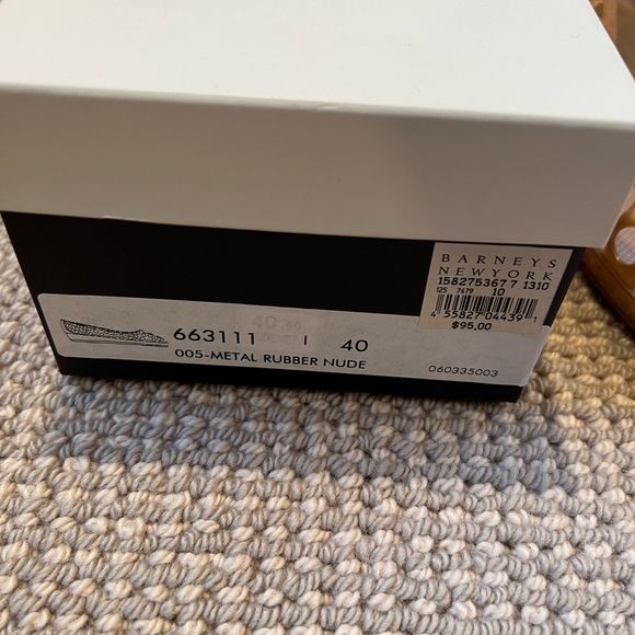 Marc Jacobs Surf Jelly Perforated Polka Dots Closed Toe Sandal sz 10 beige - Picture 2 of 14